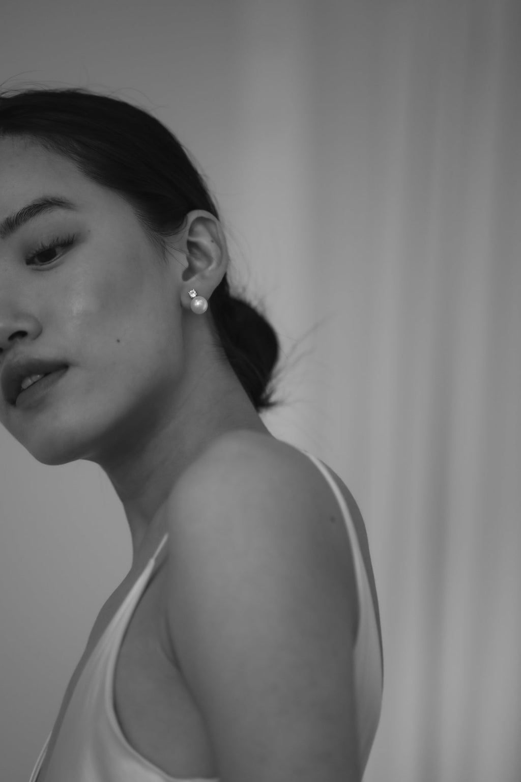 Crystal Pearl Stud Earrings