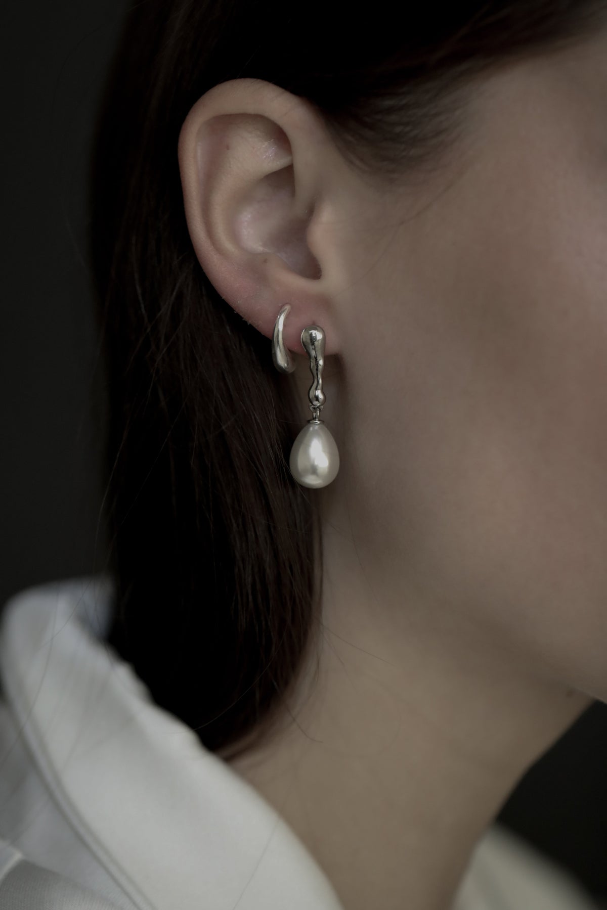 Sculptural Line Pearl Drop Earrings